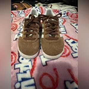 adidas Originals Gazelle Kids Preloved Brown Cloud White Suede Sneakers Size 11k